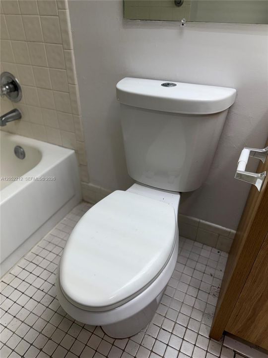 В аренду: $1,750 (1 спален, 1 ванн, 1045 Квадратных фут)
