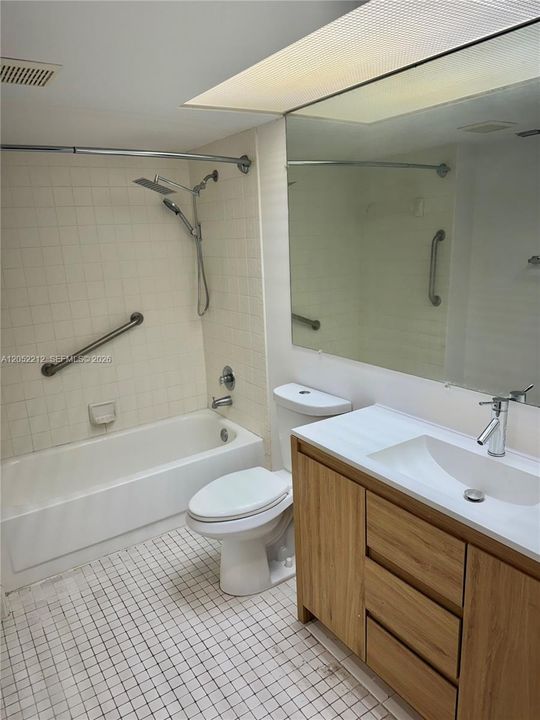 В аренду: $1,750 (1 спален, 1 ванн, 1045 Квадратных фут)