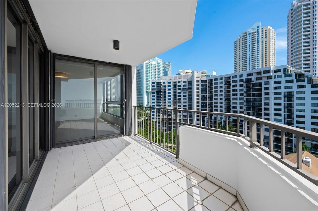 For Rent: $10,000 (4 beds, 3 baths, 2646 Square Feet)