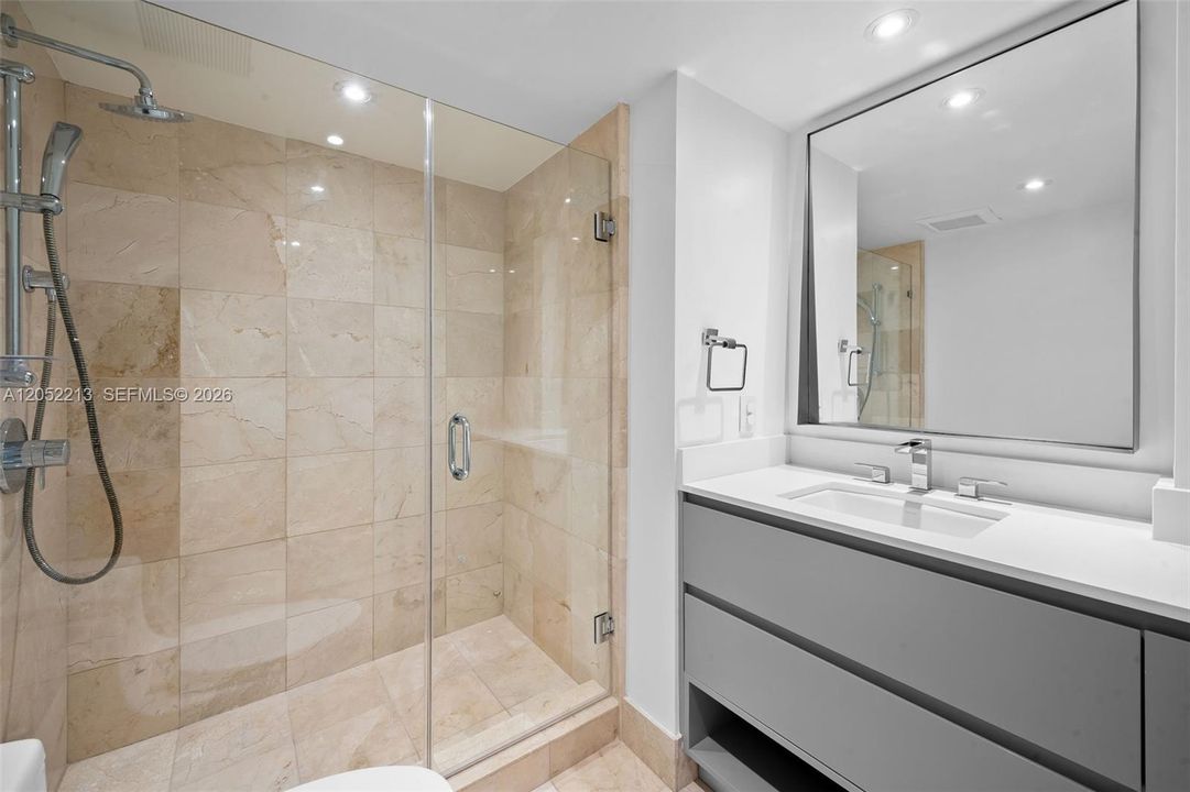 For Rent: $10,000 (4 beds, 3 baths, 2646 Square Feet)