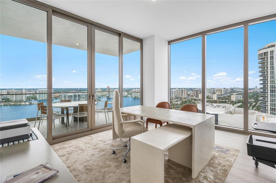 For Sale: $9,250,000 (4 beds, 5 baths, 4021 Square Feet)