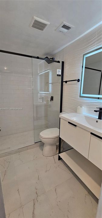 En Renta: $2,350 (1 camas, 1 baños, 870 Pies cuadrados)