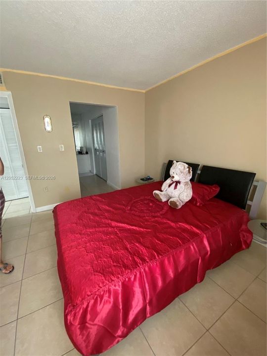 For Rent: $2,100 (2 beds, 2 baths, 908 Square Feet)