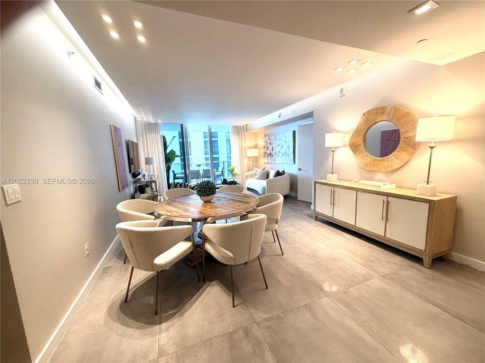 For Rent: $9,500 (3 beds, 3 baths, 1592 Square Feet)