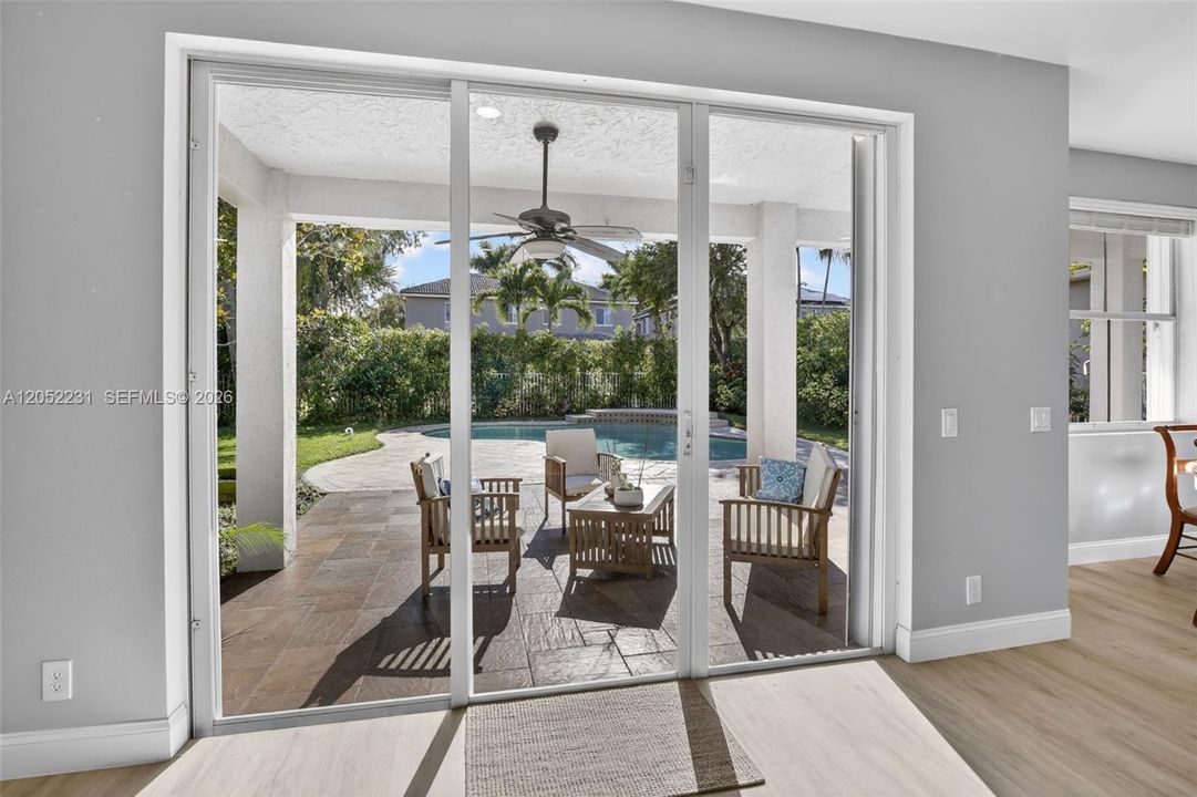 EXIT TO PATIO & POOL