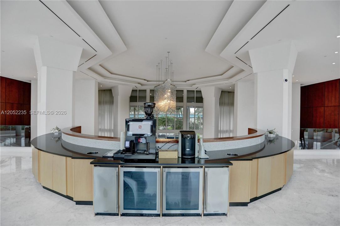 For Sale: $1,650,000 (2 beds, 2 baths, 1900 Square Feet)