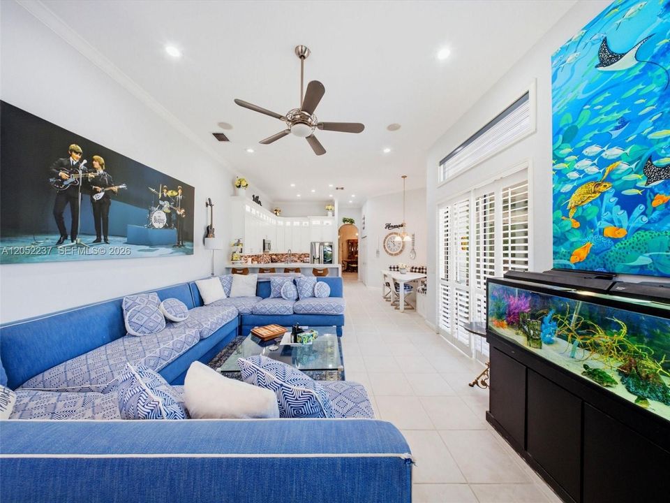 For Sale: $949,900 (5 beds, 3 baths, 2982 Square Feet)