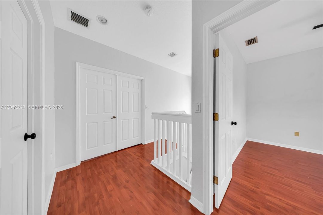 En Venta: $455,000 (3 camas, 2 baños, 1693 Pies cuadrados)