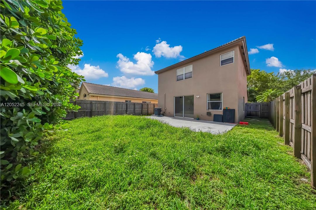 En Venta: $455,000 (3 camas, 2 baños, 1693 Pies cuadrados)
