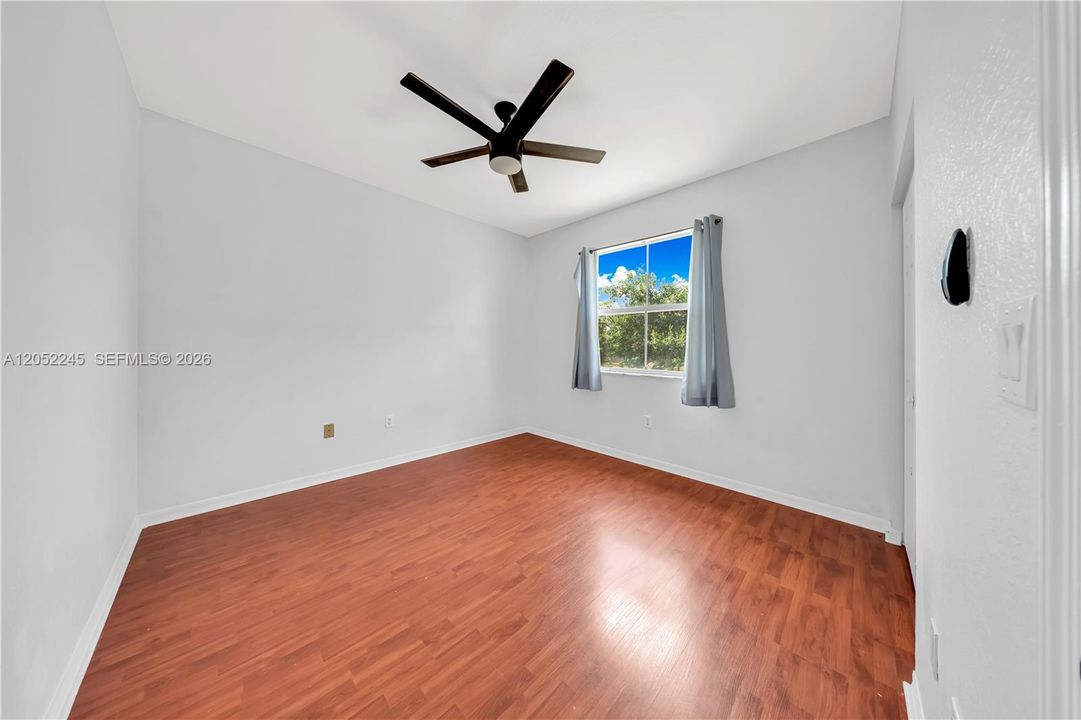 En Venta: $455,000 (3 camas, 2 baños, 1693 Pies cuadrados)