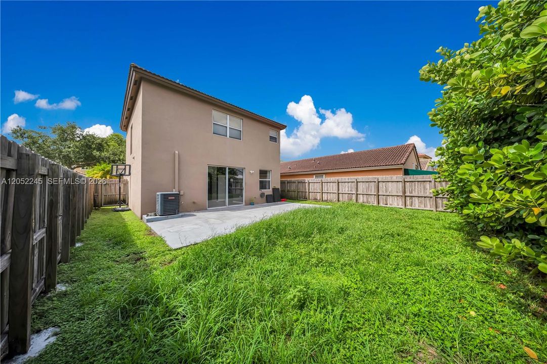 En Venta: $455,000 (3 camas, 2 baños, 1693 Pies cuadrados)