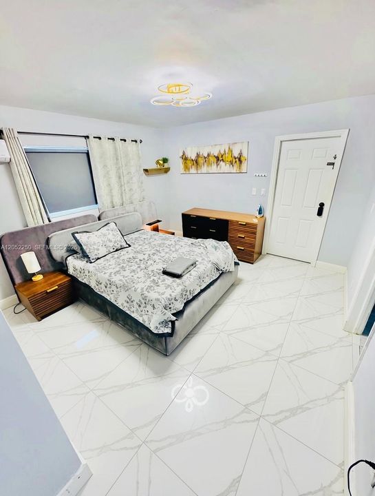 For Sale: $1,550,000 (0 beds, 0 baths, 2484 Square Feet)