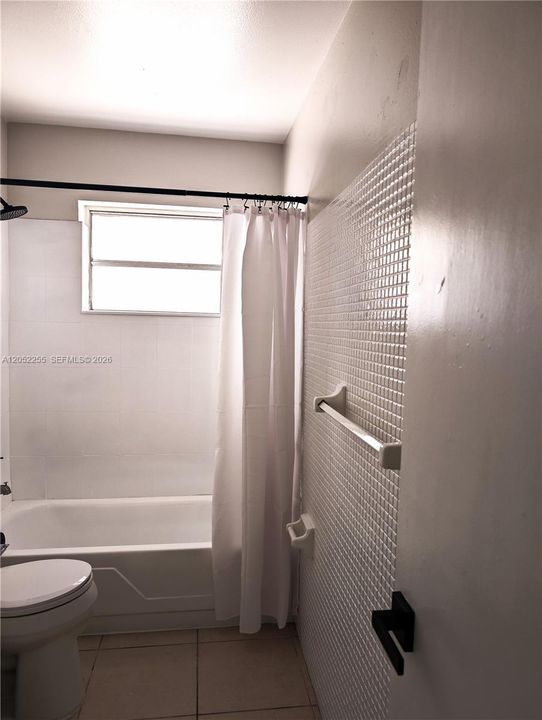 В аренду: $2,800 (2 спален, 2 ванн, 1084 Квадратных фут)