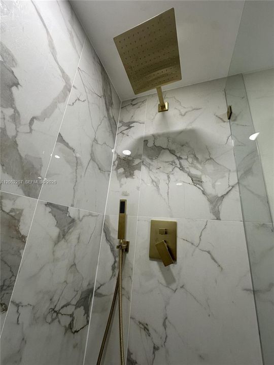 На продажу: $219,500 (2 спален, 1 ванн, 953 Квадратных фут)