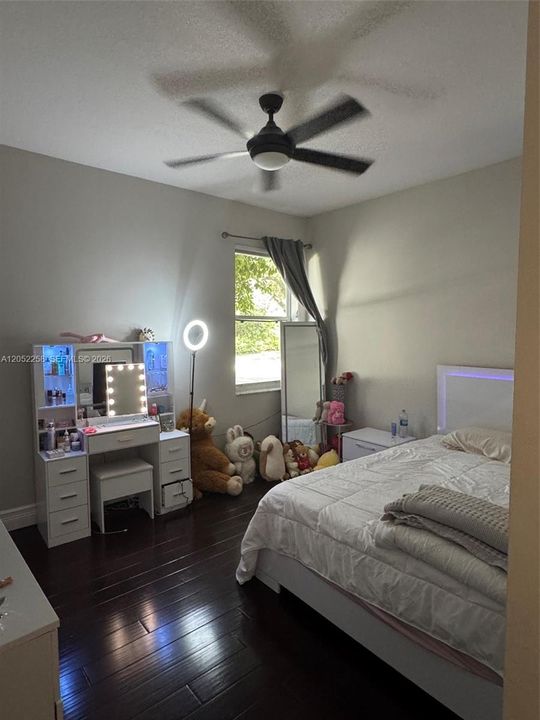 Active With Contract: $6,000 (4 beds, 3 baths, 2830 Square Feet)