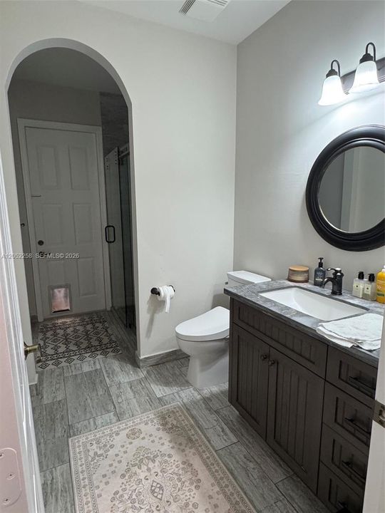 Active With Contract: $6,000 (4 beds, 3 baths, 2830 Square Feet)
