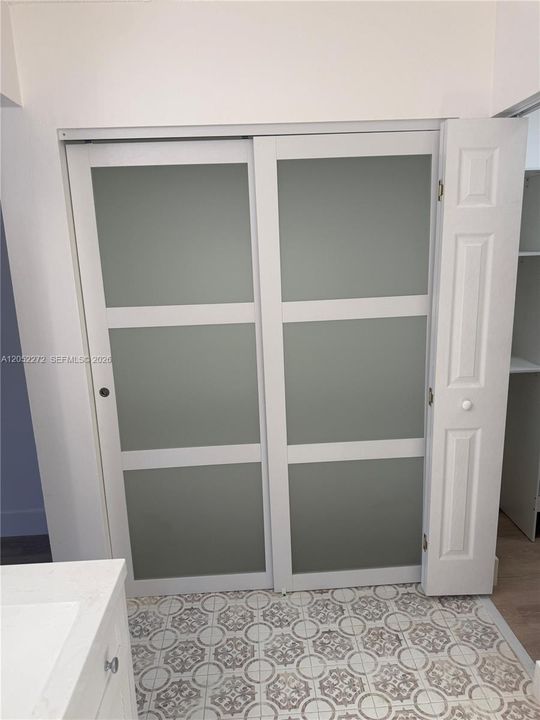 For Rent: $3,800 (3 beds, 2 baths, 1143 Square Feet)