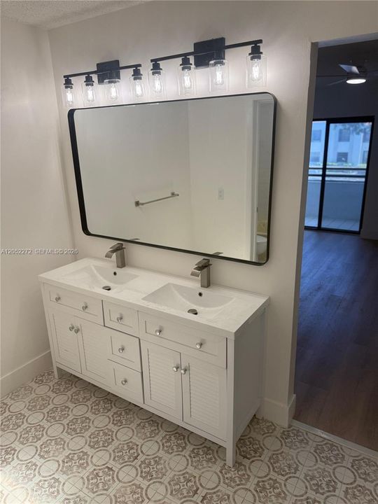 For Rent: $3,800 (3 beds, 2 baths, 1143 Square Feet)