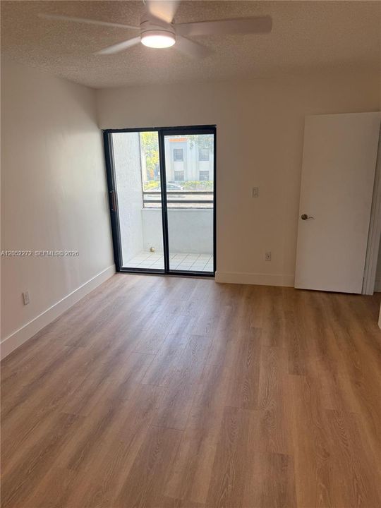 For Rent: $3,800 (3 beds, 2 baths, 1143 Square Feet)