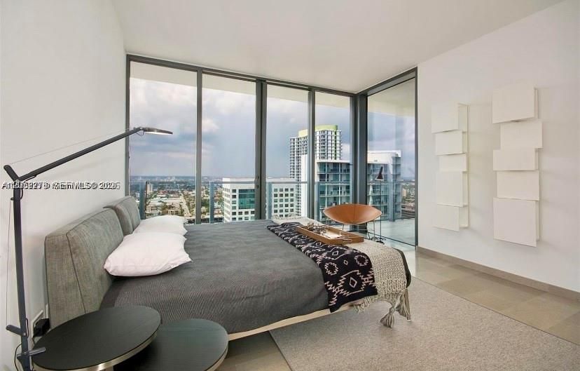 For Rent: $9,200 (3 beds, 3 baths, 1664 Square Feet)