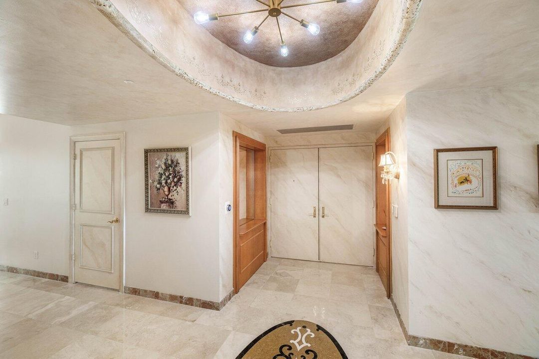 FOYER ENTRANCE