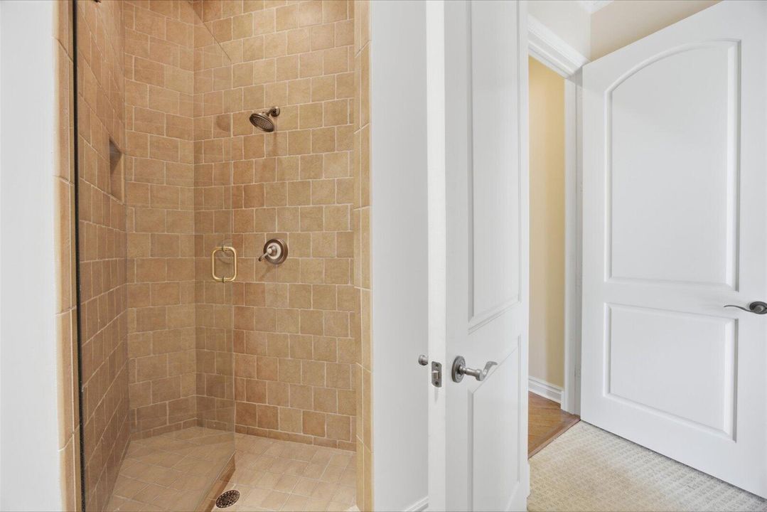 49-7A9A6475bath