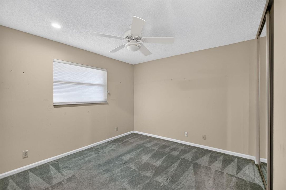 2nd Bedroom