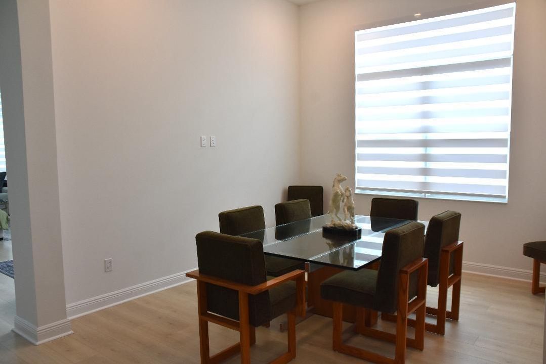 Flex room