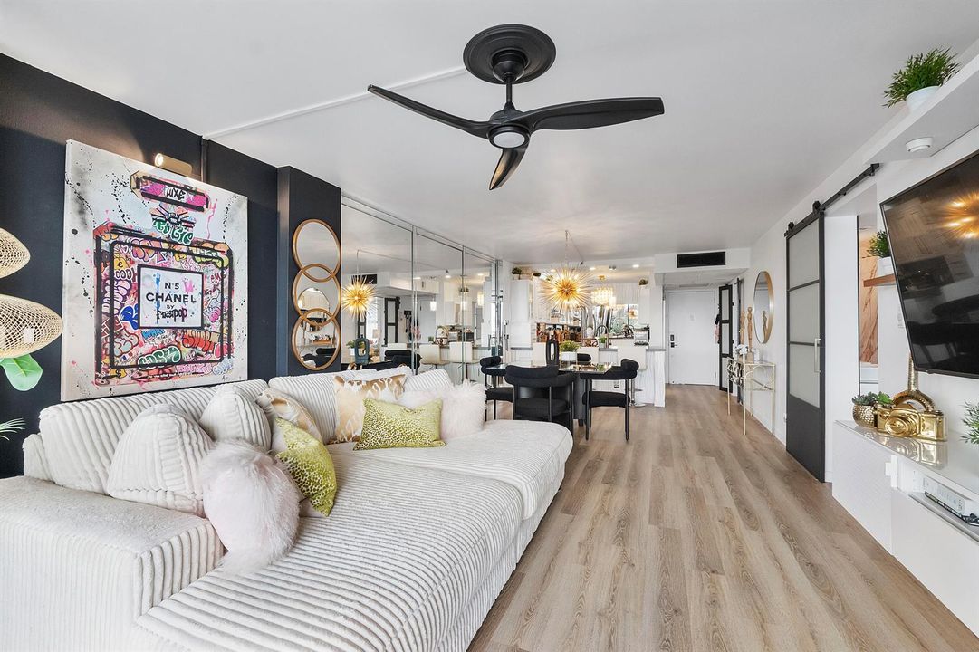 13 Royal Palm Way u503_016