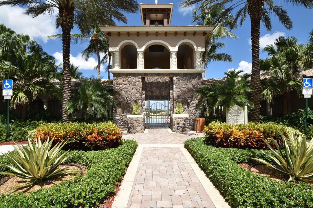 Cobblestone Clubhouse