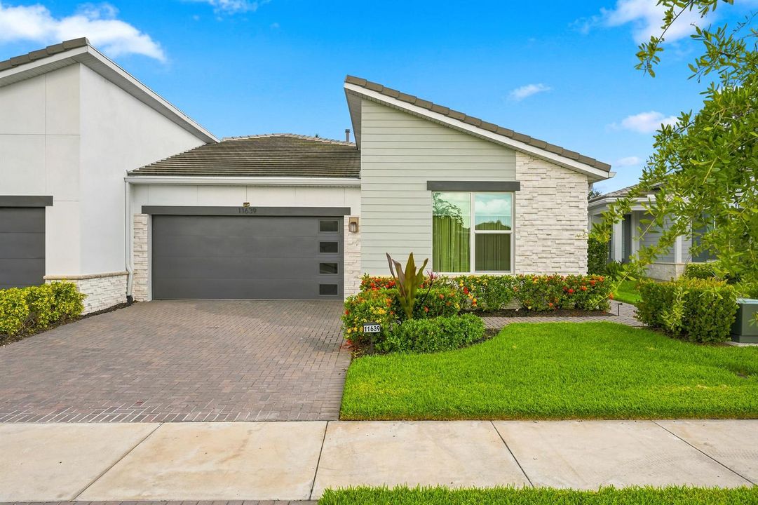 2_11639_viridian_blvd_port_st_lucie_fl_3