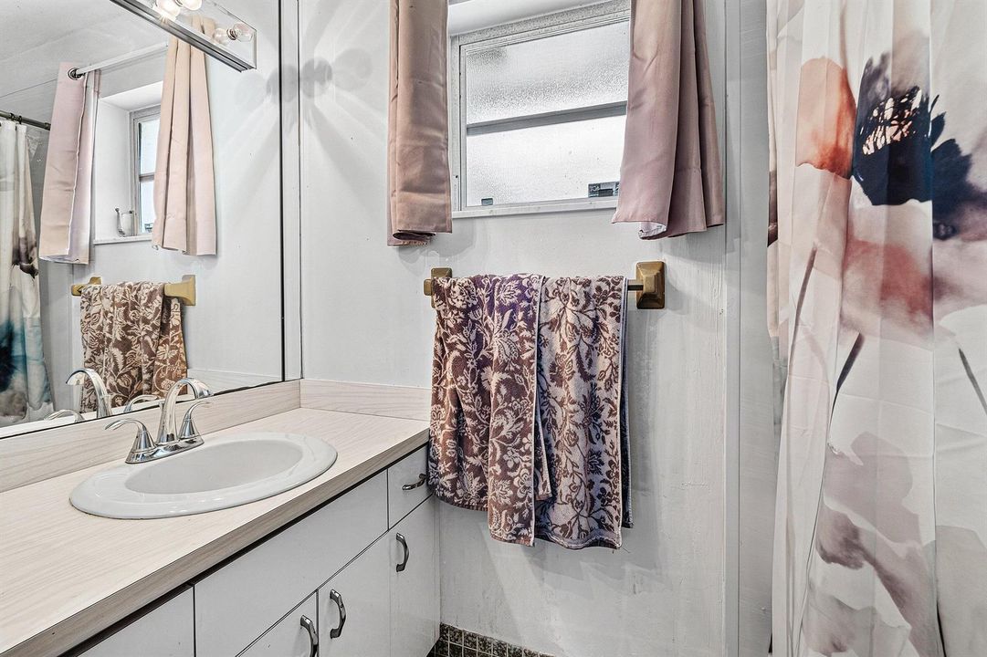 022-348SandpiperAvenue-RoyalPalmBeach-FL