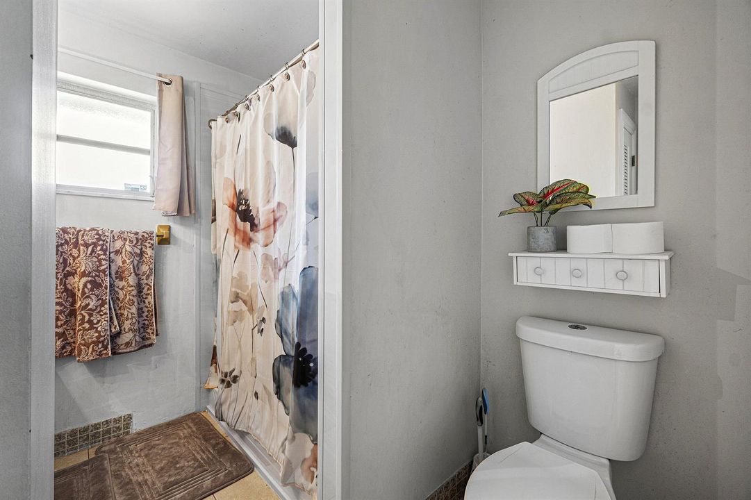 021-348SandpiperAvenue-RoyalPalmBeach-FL
