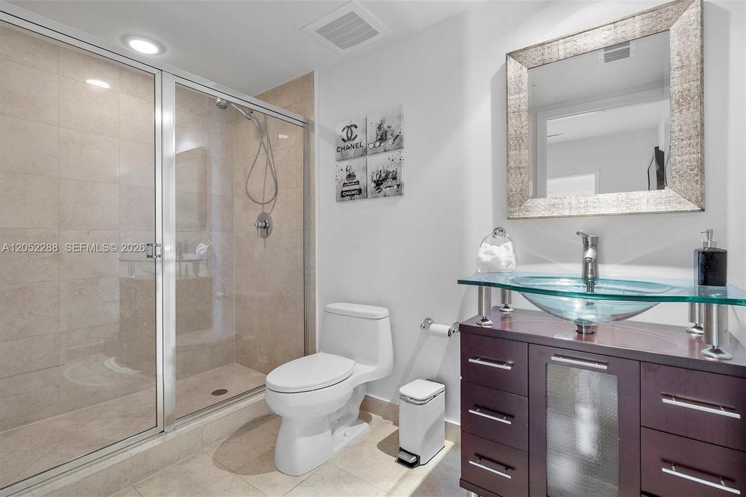 В аренду: $9,500 (3 спален, 3 ванн, 2065 Квадратных фут)