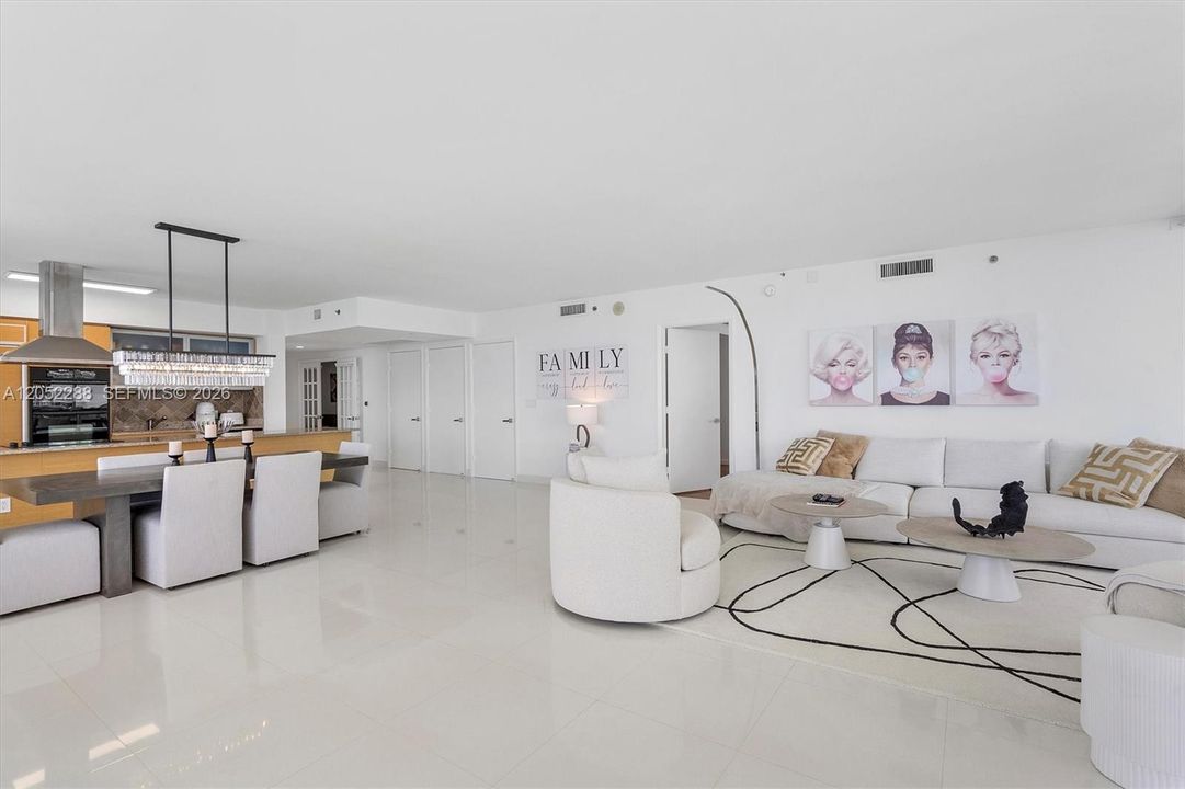 В аренду: $9,500 (3 спален, 3 ванн, 2065 Квадратных фут)