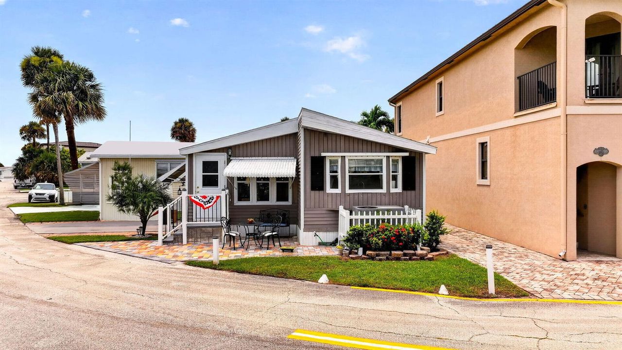 Exterior4