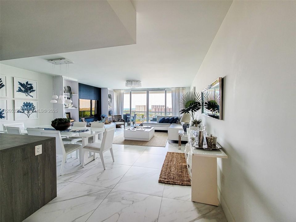 Living/dining room