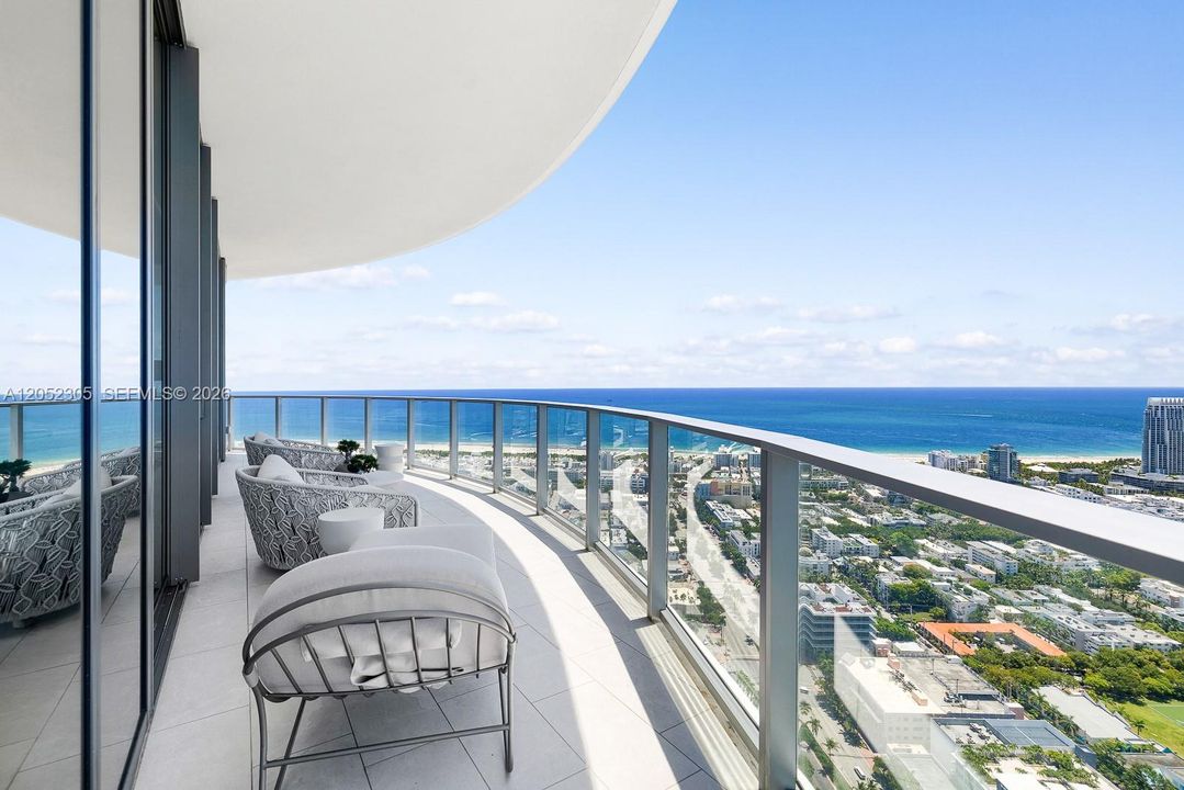 В аренду: $125,000 (5 спален, 6 ванн, 6060 Квадратных фут)