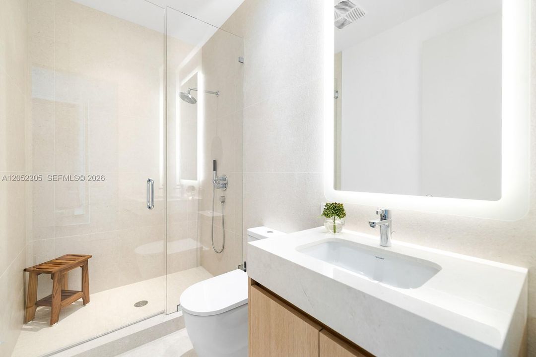 В аренду: $125,000 (5 спален, 6 ванн, 6060 Квадратных фут)