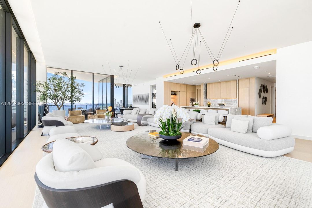 В аренду: $125,000 (5 спален, 6 ванн, 6060 Квадратных фут)
