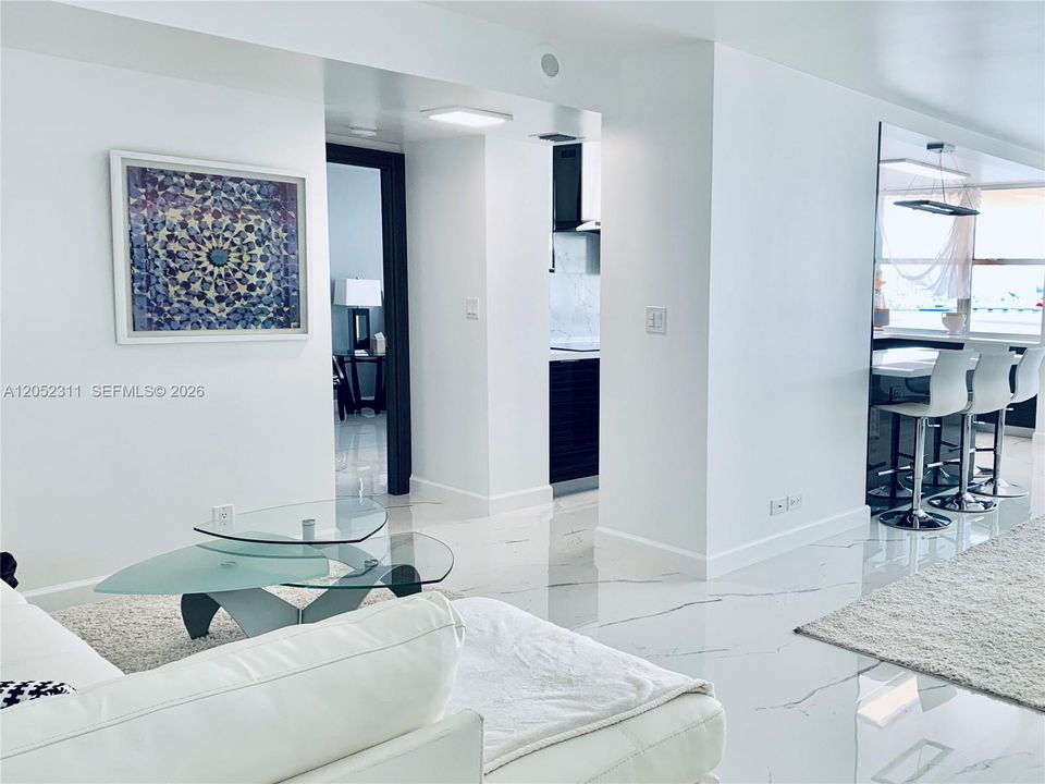 В аренду: $3,550 (2 спален, 2 ванн, 1275 Квадратных фут)