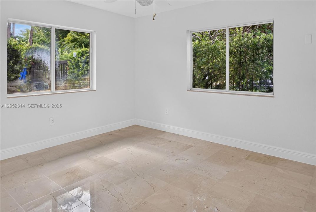 En Renta: $17,000 (5 camas, 3 baños, 2781 Pies cuadrados)