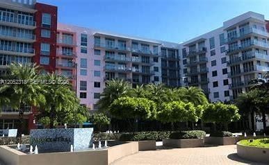 For Rent: $2,450 (1 beds, 1 baths, 765 Square Feet)