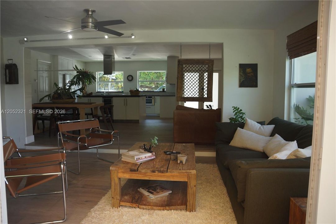 For Rent: $8,500 (3 beds, 3 baths, 2250 Square Feet)