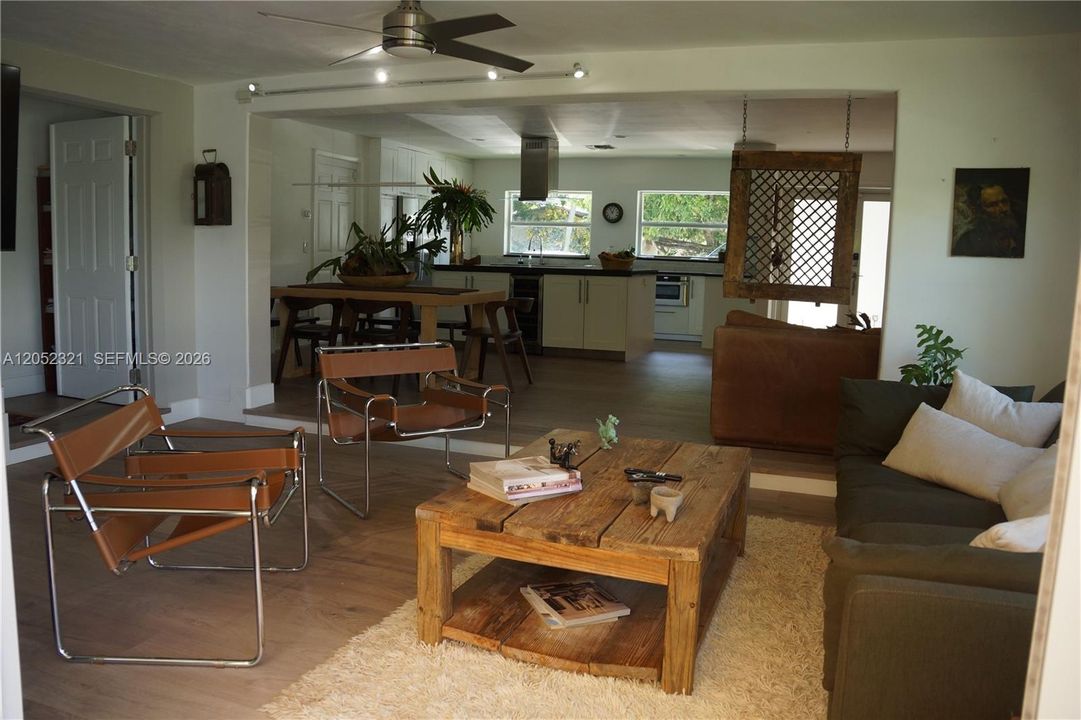 For Rent: $8,500 (3 beds, 3 baths, 2250 Square Feet)