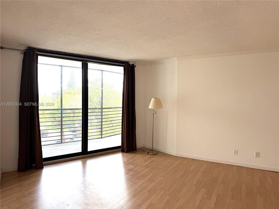 En Renta: $1,950 (1 camas, 1 baños, 895 Pies cuadrados)