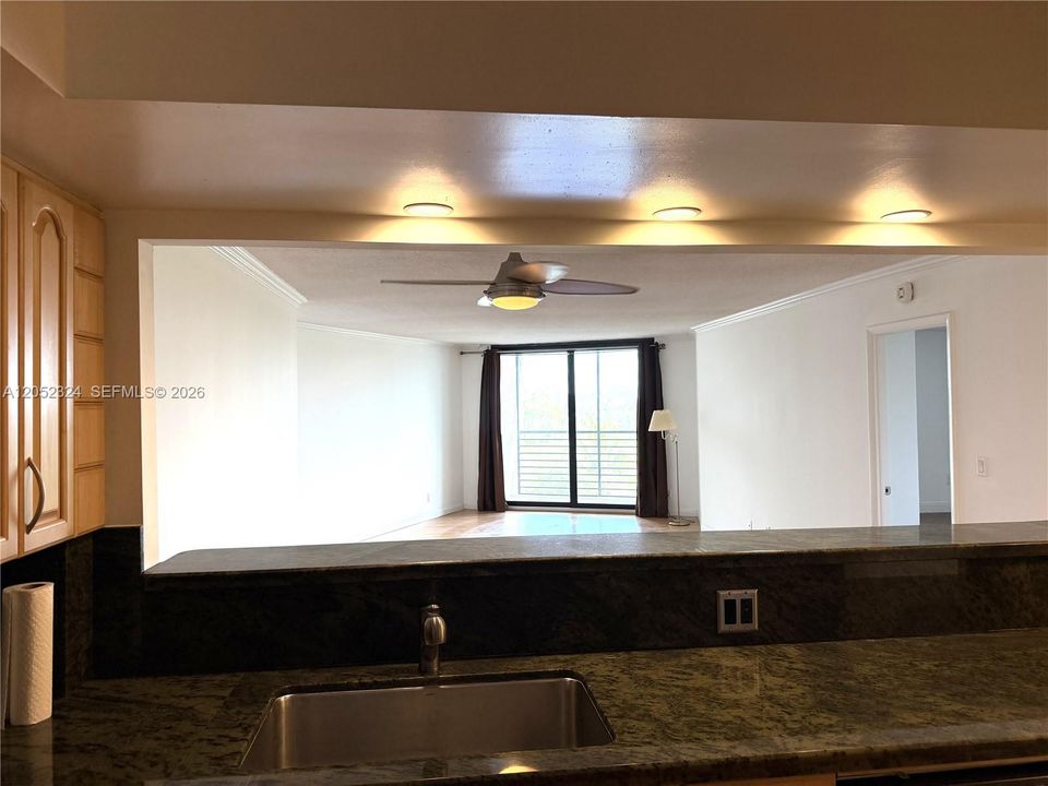 En Renta: $1,950 (1 camas, 1 baños, 895 Pies cuadrados)