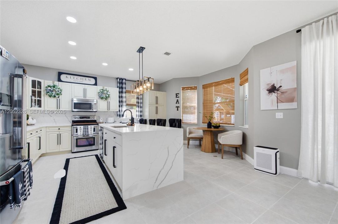 For Sale: $775,000 (4 beds, 2 baths, 2488 Square Feet)