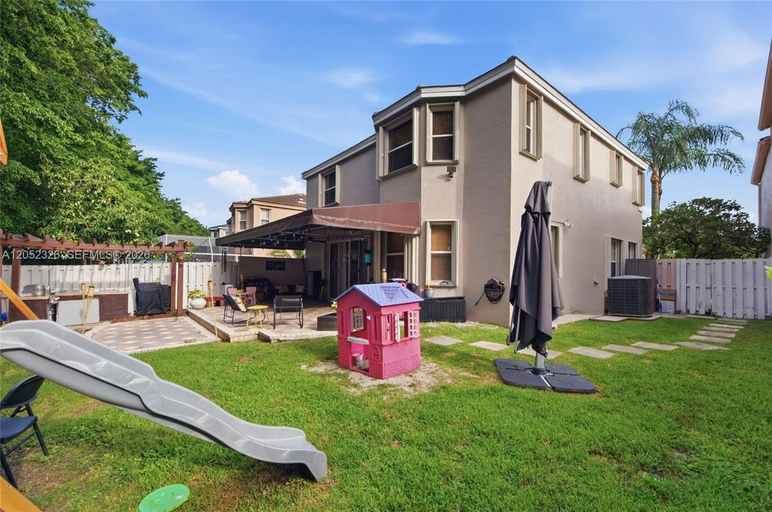 For Sale: $775,000 (4 beds, 2 baths, 2488 Square Feet)