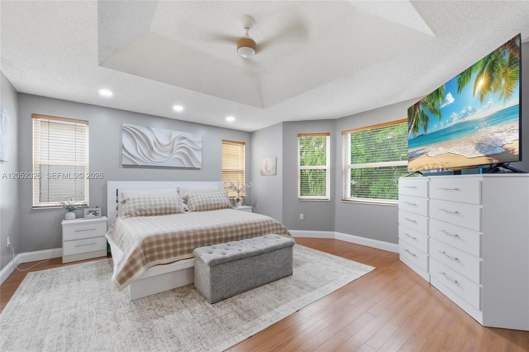 For Sale: $775,000 (4 beds, 2 baths, 2488 Square Feet)